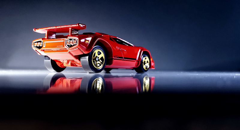 Illustration for article titled A red Lambo